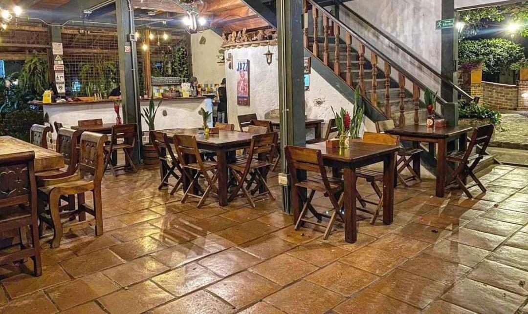 Hotel Y Restaurante Bienmesabe Santa Fe de Antioquia Dış mekan fotoğraf