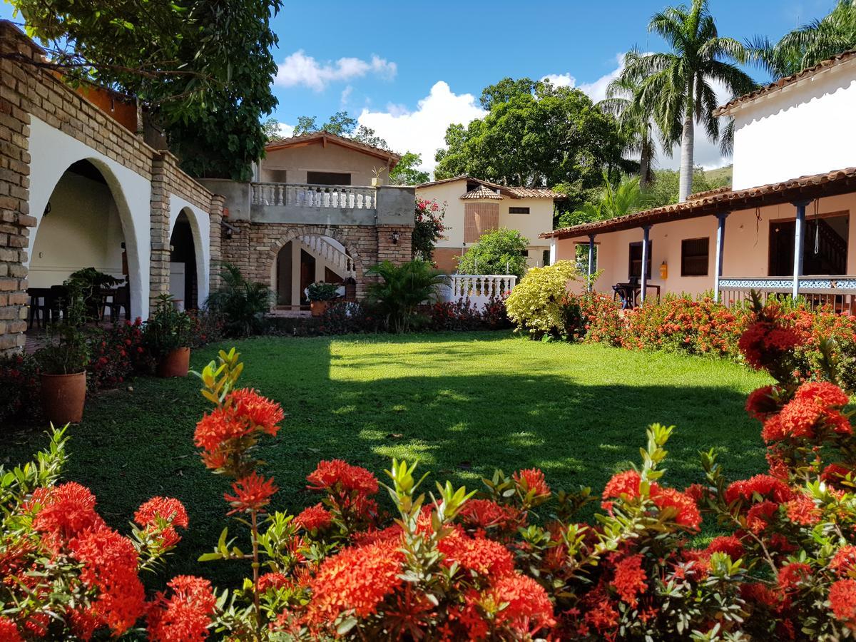 Hotel Y Restaurante Bienmesabe Santa Fe de Antioquia Dış mekan fotoğraf